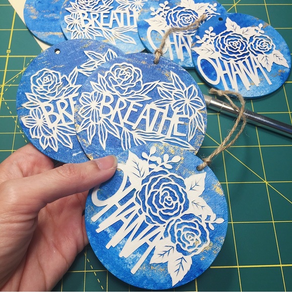 ART & CHAT: Livestream of Papercutting Process (ready-made art also for sale!🥰) - Picture 4 of 8